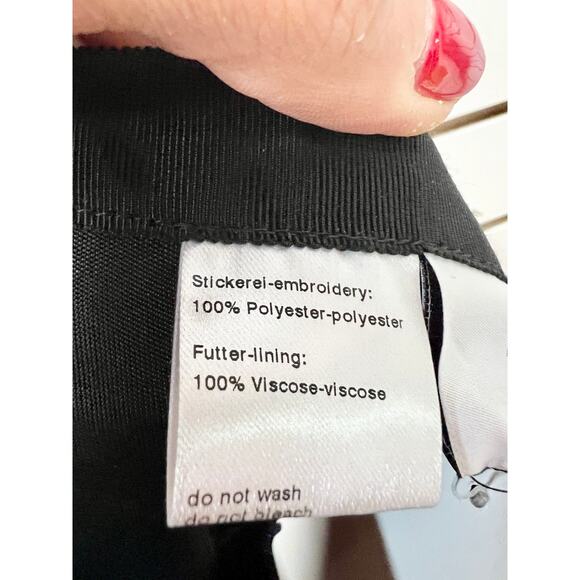 NWT Akris Punto Eyelet Laser Cut Lace Layered Mini Skirt Nero-Blu Mare Women's M - Picture 5 of 7